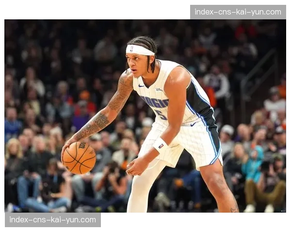 魔术111-109险胜快船，班凯罗24分瓦格纳18分