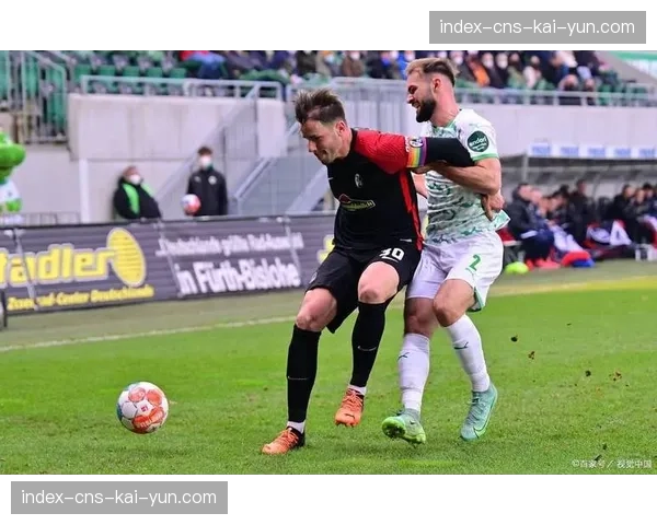 保级关键战：达姆施塔特2-2战平波鸿，补时阶段双方各入一球