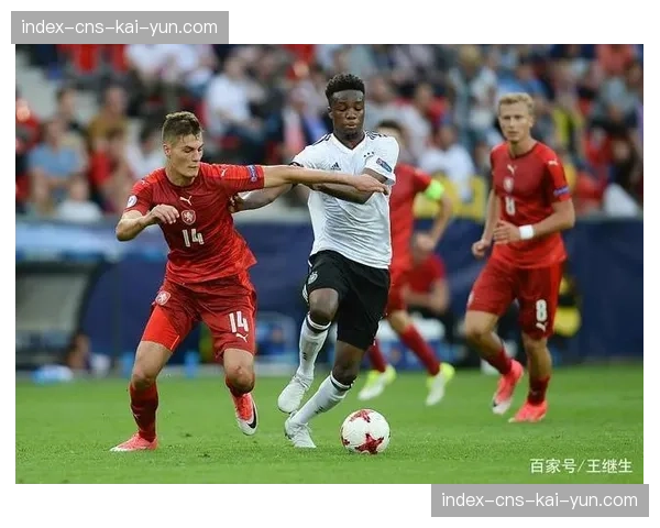 从保级区到欧战区：科隆主帅鲍姆加特如何带领球队实现下半程逆袭