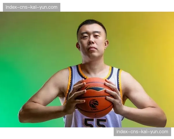 老兵不死：韩德君总决赛两双表现，书写38岁中锋新纪录